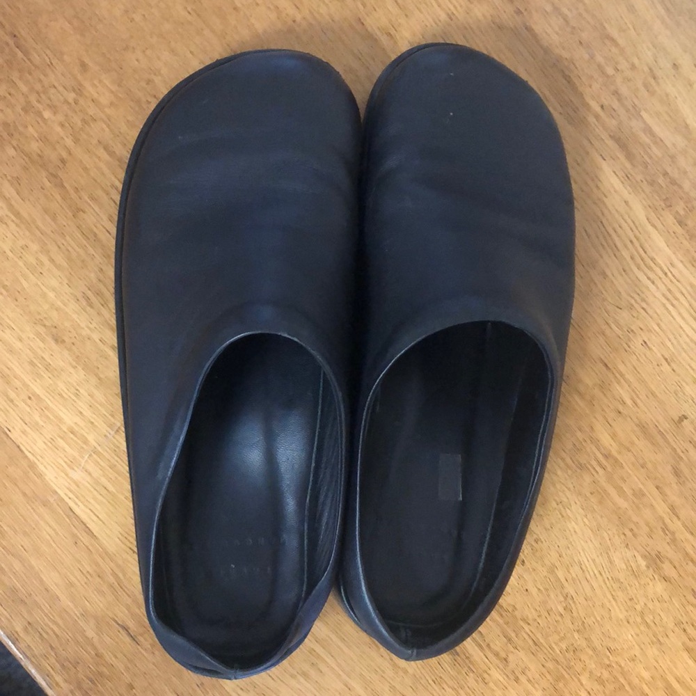 Lauren Manoogian Mules Black Leather
